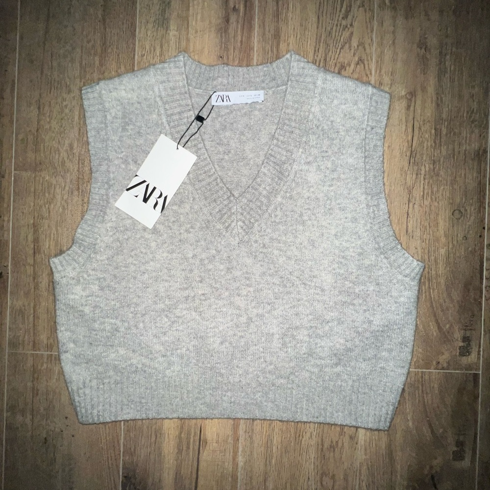 Zara Light Gray V-Neck Sweater Vest